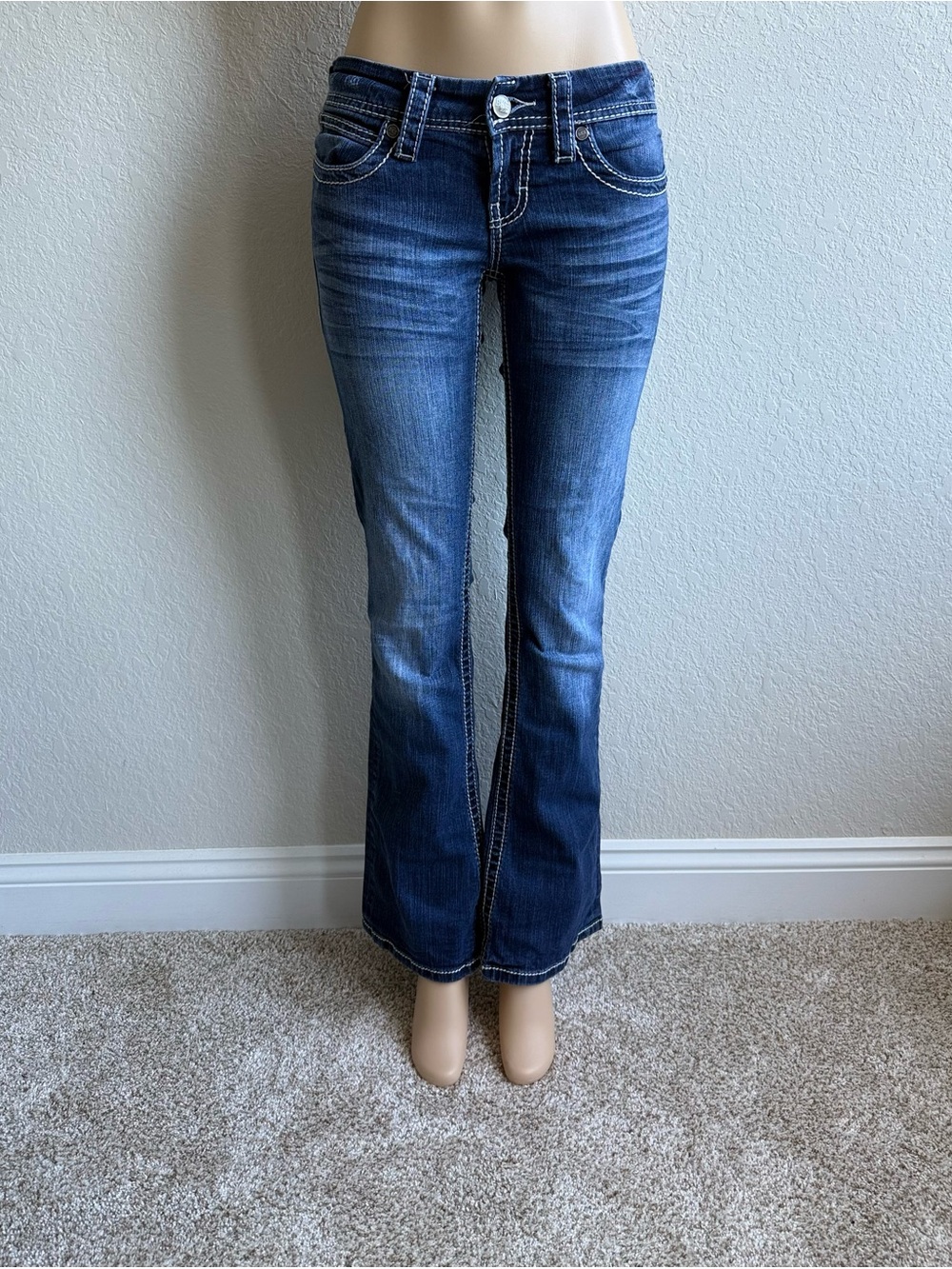 Y2K 2000s Low Rise Bootcut Jeans Size 28 Long